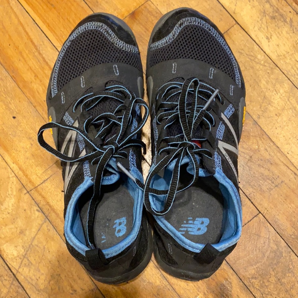 Barefoot running shoes new balence